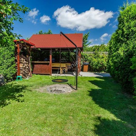 Domek Nad Kanalem Luczanskim Giżycko Exteriör bild